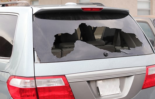 Broken rear window Honda minivan