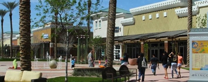 A Courtyard at Mesa Riverview